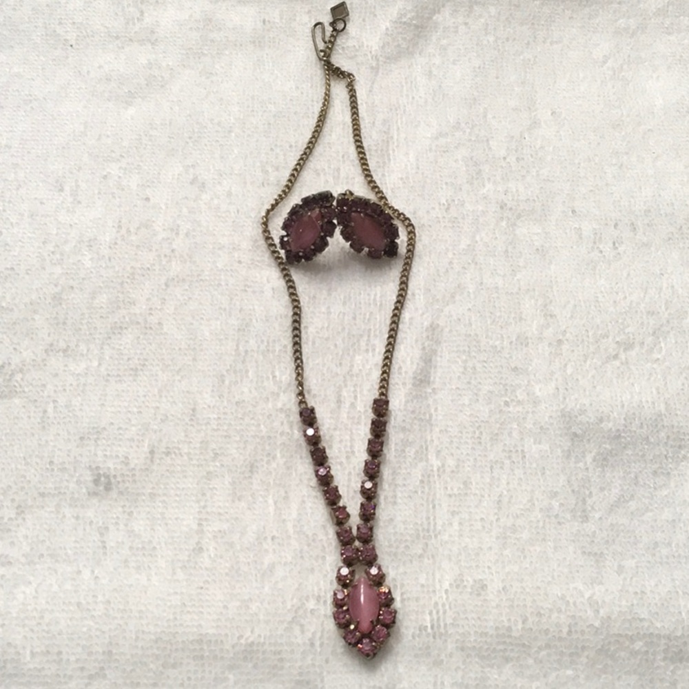 Vintage Pink Rhinestone Gold Tone Pendant Necklace with Matching Earrings